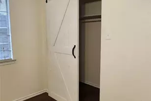 200 Seagull Ct, Irving, TX 75060 - Photo 23