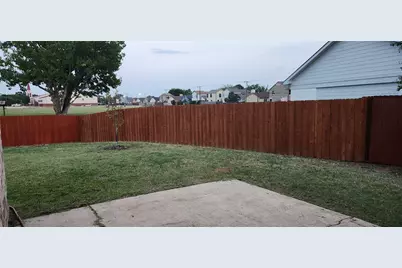 200 Seagull Court, Irving, TX 75060 - Photo 33