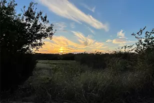 1441 McFarlin Rd, Collinsville, TX 76233 - Photo 7