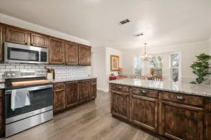 1103 Laramie Ct, Granbury, TX 76048 - Photo 19