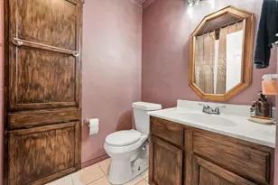 1103 Laramie Ct, Granbury, TX 76048 - Photo 23