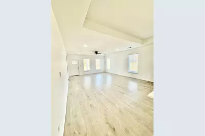 2205 Wellington Street, Greenville, TX 75401 - Photo 11