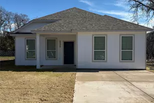 2205 Wellington St, Greenville, TX 75401 - Photo 1