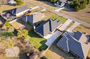 607 E Wood Dell Dr, Glenn Heights, TX 75154 - Photo 37