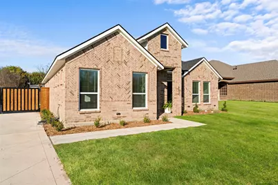 607 E Wood Dell Drive, Glenn Heights, TX 75154 - Photo 5