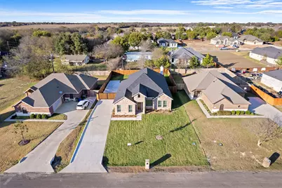 607 E Wood Dell Drive, Glenn Heights, TX 75154 - Photo 35