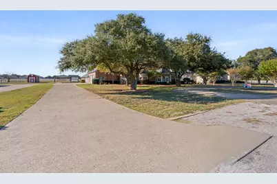 554 Glenn Lane, Red Oak, TX 75154 - Photo 3