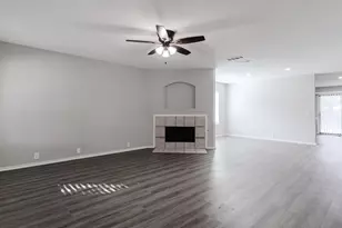 2904 Post Oak Dr, Seagoville, TX 75159 - Photo 3