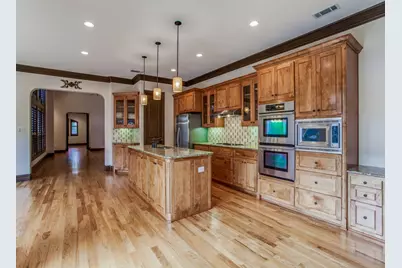 3717 W Beverly Drive, Dallas, TX 75209 - Photo 13