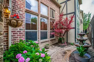 3717 W Beverly Dr, Dallas, TX 75209 - Photo 3