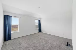 1708 Misty Mdw Ln, Lancaster, TX 75146 - Photo 5