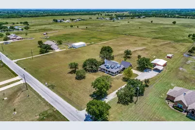 1992 Bledsoe Road, Gunter, TX 75058 - Photo 37