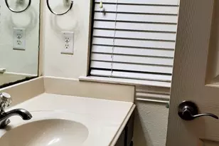 3015 Tudor Ln, Irving, TX 75060 - Photo 13