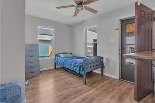 1315 Stewart St, Fort Worth, TX 76104 - Photo 15