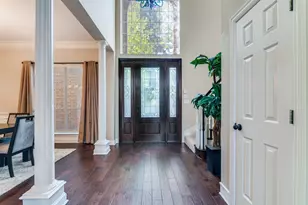 1113 Creekwood Dr, Garland, TX 75044 - Photo 3