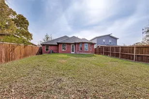 4519 Yancy St, Dallas, TX 75216 - Photo 29