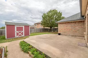 1302 Red Deer Way, Arlington, TX 76002 - Photo 31