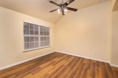 1302 Red Deer Way, Arlington, TX 76002 - Photo 9