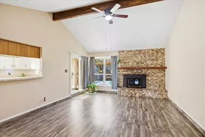 309 De La Cruz Street, Weatherford, TX 76085 - Photo 3