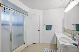 309 De La Cruz St, Weatherford, TX 76085 - Photo 9