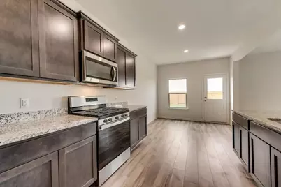 912 Mallorie Lane, Ferris, TX 75125 - Photo 11