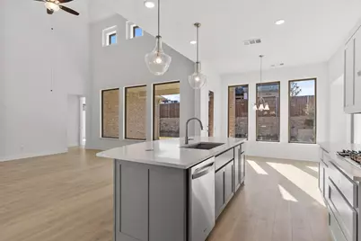 932 Pelotazo Avenue, Fort Worth, TX 76247 - Photo 11