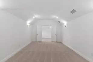 932 Pelotazo, Fort Worth, TX 76247 - Photo 21