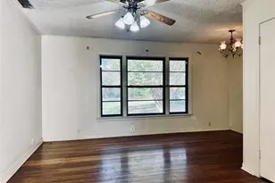 415 W Taylor St, Sherman, TX 75092 - Photo 5