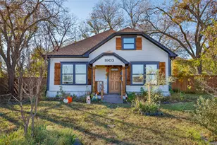 1903 N Weaver St, Gainesville, TX 76240 - Photo 1