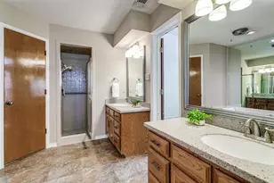 7301 Londonderry Dr, North Richland Hills, TX 76182 - Photo 13