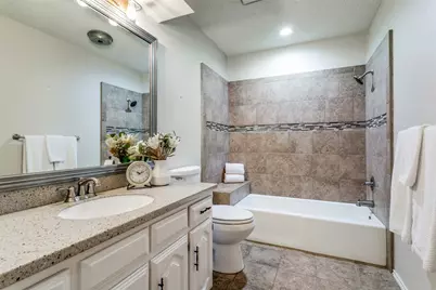 7301 Londonderry Drive, North Richland Hills, TX 76182 - Photo 17