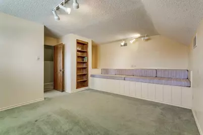 7301 Londonderry Drive, North Richland Hills, TX 76182 - Photo 19