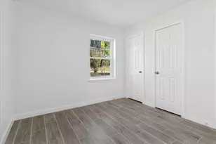 4045 Wind River Dr, Dallas, TX 75216 - Photo 15