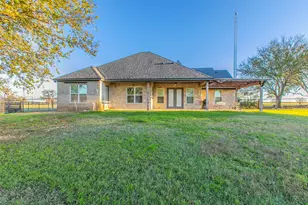 308 Wildflower, McGregor, TX 76657 - Photo 33