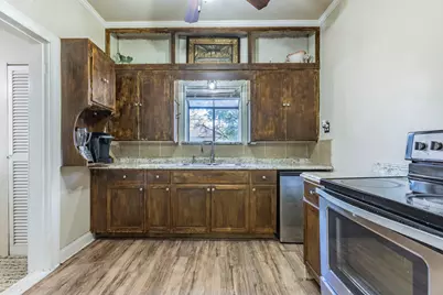 2200 Montrose Street, Bellmead, TX 76705 - Photo 9