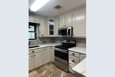 137 Oakview Circle, Waco, TX 76705 - Photo 13