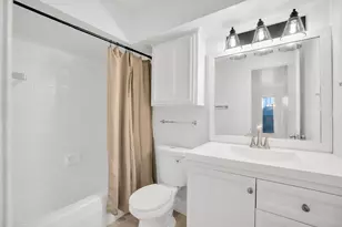 13351 Kit Ln, Dallas, TX 75240 - Photo 17