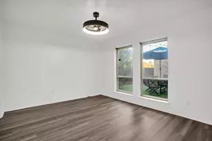 13351 Kit Ln, Dallas, TX 75240 - Photo 15