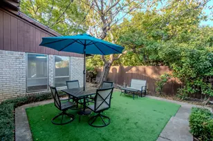13351 Kit Ln, Dallas, TX 75240 - Photo 25