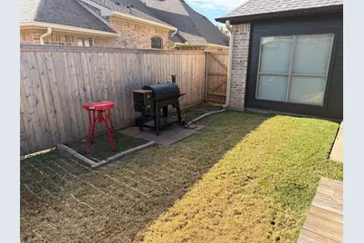 2949 Preston Club Drive, Sherman, TX 75092 - Photo 5