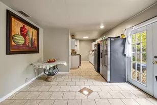 1513 Glynn Oaks Dr, Arlington, TX 76010 - Photo 13