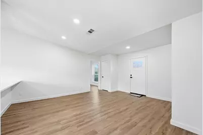 9666 Limestone Drive, Dallas, TX 75217 - Photo 5