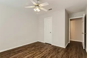 704 Ashbrook Dr, DeSoto, TX 75115 - Photo 17