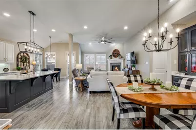 10017 Echo Summit Drive, Little Elm, TX 75068 - Photo 9