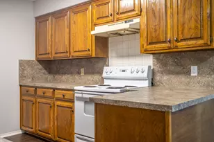 362 S Stewart Dr, Lancaster, TX 75146 - Photo 11