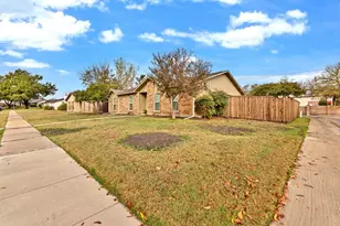 1105 Bass Dr, Plano, TX 75025 - Photo 3