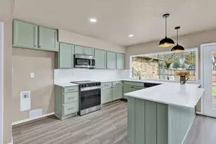 1105 Bass Dr, Plano, TX 75025 - Photo 11