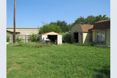 109 King Road, Hackberry, TX 75036 - Photo 5