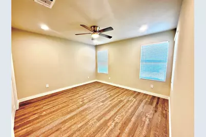 1618 Cleveland Street, Greenville, TX 75401 - Photo 5