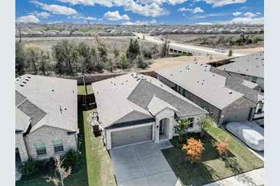 425 Passenger Trail, Fort Worth, TX 76131 - Photo 33